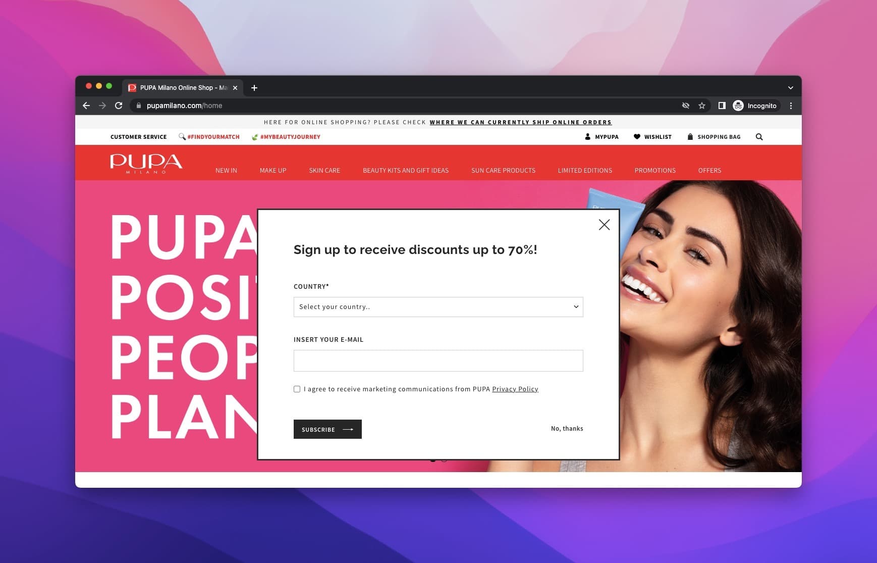 Pupa Milano ana sayfası, ülke ve e-posta adresi isteyen bir pop-up gösterirken, altında farklı ruj resimleri bulunuyor