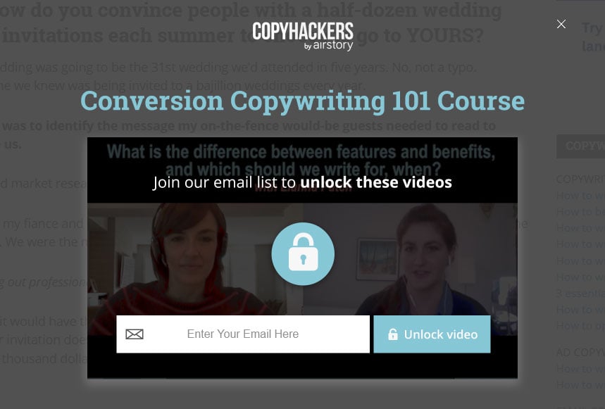Ayrılan ziyaretçinin e-postası karşılığında video kurs erişimi sunan Copy Hackers çıkış niyeti pop-up örneği