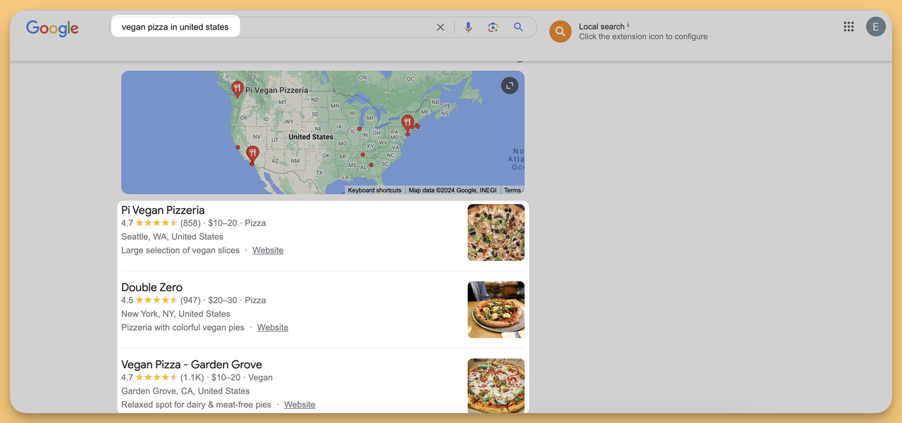 Örneğin, Google'a "Amerika Birleşik Devletleri'nde vegan pizza" anahtar kelimesini yazdığımda görünen işletme başlıklarına bir göz atalım.
